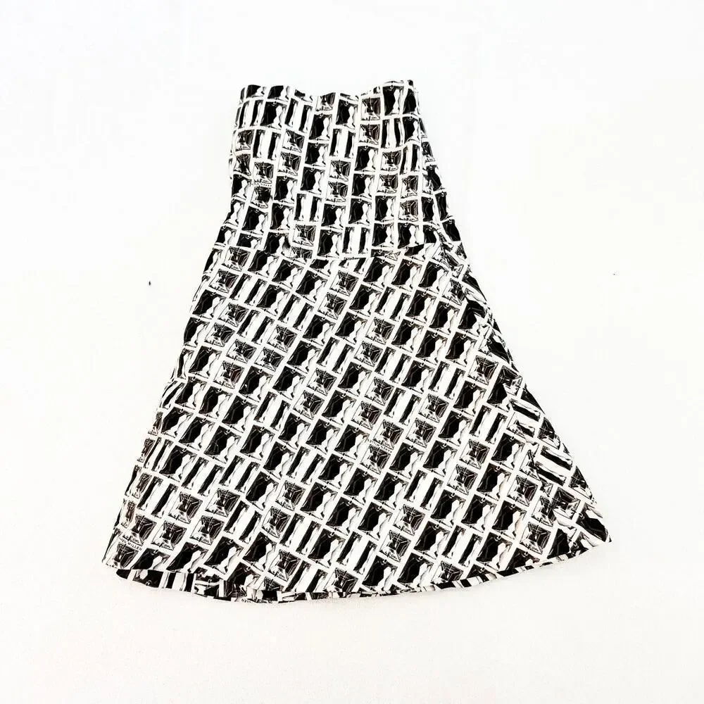 Karen Millen England Printed Flare Circle Skirt Size 6 NWT